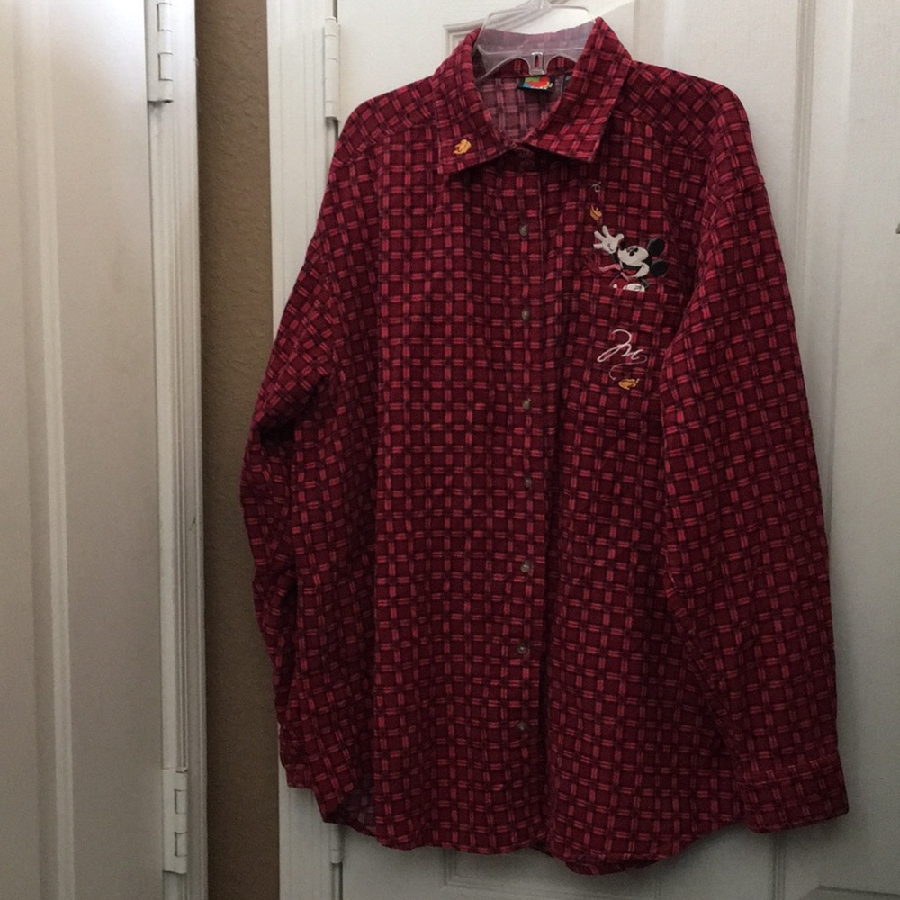 FINAL MARKDOWN Ladies’ Mickey Unlimited LS Embroidered Corduroy Shirt (M)